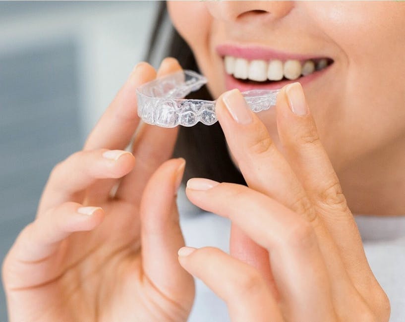 Straight Smiles with Invisalign: How Long Should You Wear Invisalign before You See Results?